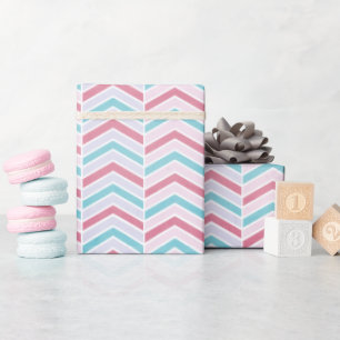 Abstraktes Kirsch- und Blau verblasstes Chevron-Mu Geschenkpapier