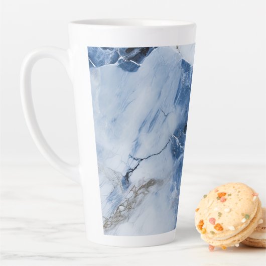 abstraktes Küstenmuster aus blauem Marmor Milchtasse (Beispiel)