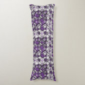 Abstraktes Lila, graues und schwarzes Zirkelmuster Seitenschläferkissen (Vorderseite Vertikal)