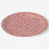 Abstraktes Linienmuster in Creme und Rot Pappteller (Schrägansicht)
