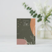 Abstraktes Logo-Display mit grüner Blattspitze Visitenkarte (Stehend Vorderseite)