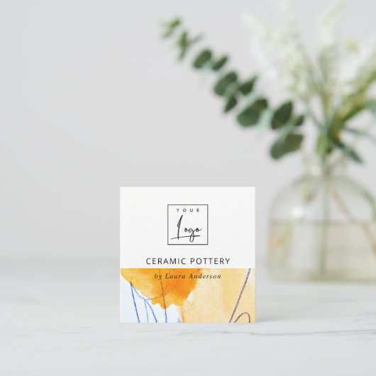 Abstraktes Logo für künstlerisch gelbe blaue Aquar Quadratische Visitenkarte (Stehend Vorderseite)