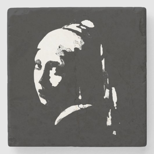 Abstraktes Mädchen mit Perlenohrring Steinuntersetzer (Vorderseite)