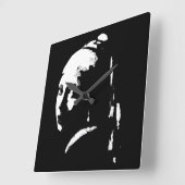 Abstraktes Mädchen mit Perlenohrring-Uhr Quadratische Wanduhr (Winkel)