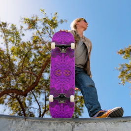 Abstraktes Magenta- und Schwarz-Groovy-Muster Skateboard