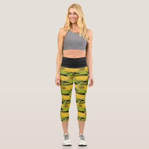 Abstraktes Maiskolben-Gemüse-Print auf Schwarz Capri Leggings