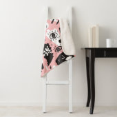 Abstraktes modernes Augen-u. Lippenmuster Sherpadecke (Beispiel)