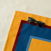 Abstraktes, modernes Gelbblau und Rot Monogramm Strandtuch (Beispiel)