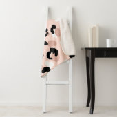 Abstraktes modernes Leopardenmuster nahtlos. Tiere Sherpadecke (Beispiel)