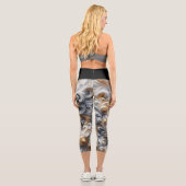 Abstraktes, modernes Swirbelgold, Schwarz und Weiß Capri Leggings (Rückseite)
