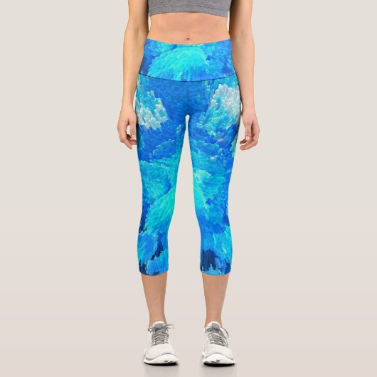 Abstraktes, modernes, türkisfarbenes Mosaik Capri Leggings (Vorderseite)