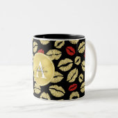 Abstraktes Monogramm aus Red Gold Black Lips Zweifarbige Tasse (VorderseiteRechts)