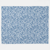 Abstraktes Muster 110523 - Weiß auf Shibori Blue Fleecedecke (Vorderseite (Horizontal))