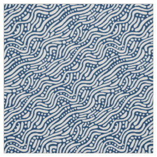 Abstraktes Muster 110523 - Weiß auf Shibori Blue Stoff