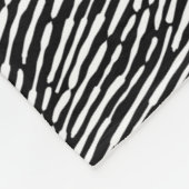 Abstraktes Muster 140523 - Weiß auf Schwarz Fleecedecke (Ecke)