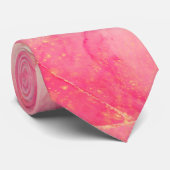 Abstraktes Muster aus rosa und goldfarbenem Marmor Krawatte (Gerollt)
