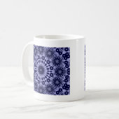 Abstraktes Muster in Blau und Weiß Kaffeetasse (Vorderseite Links)