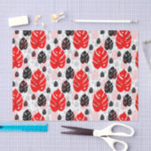 Abstraktes Muster in rotem schwarzem Leaf Seidenpapier (Handwerk)