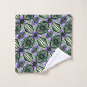 Abstraktes Muster in zarten violetten Blumen Badhandtuch Set (Waschlappen)