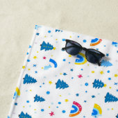 Abstraktes Muster mit Bäumen und Regenbogen Strandtuch (Beispiel)