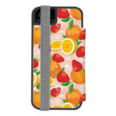 Abstraktes Muster mit Erdbeere Incipio iPhone Geldbeutel-Hülle (Folio Rückseite)