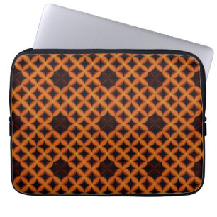 Abstraktes Muster mit Orange geometrischen Petalen Laptopschutzhülle