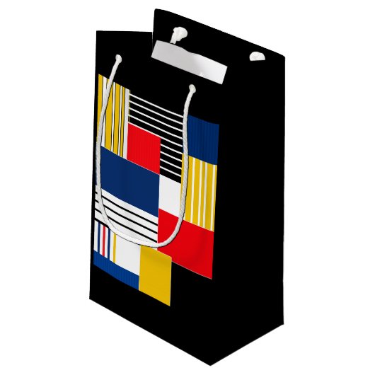 Abstraktes Muster. Patchwork. Kleine Geschenktüte (Rückseite Schrägansicht)