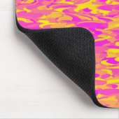 Abstraktes Muster Rosa Gelborange Mousepad (Ecke)