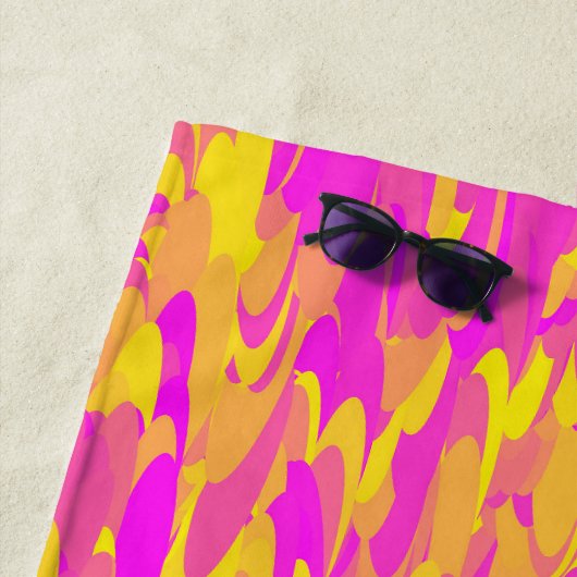 Abstraktes Muster Rosa Gelborange Strandtuch (Beispiel)
