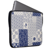 Abstraktes, nahtlos zartes Patchwork-Muster, dunke Laptopschutzhülle (Vorne Rechts)