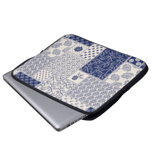 Abstraktes, nahtlos zartes Patchwork-Muster, dunke Laptopschutzhülle (Vorne Knopf)