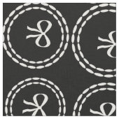 Abstraktes Niedliches weißes Bow-Muster Schwarz Stoff (Nahaufnahme)