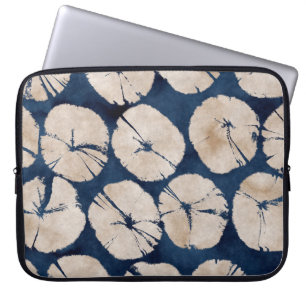 Abstraktes orientalisches Blumenmotiv. Nahtloses M Laptopschutzhülle