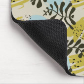 Abstraktes Pastell Grün Blau Muster Mousepad (Ecke)