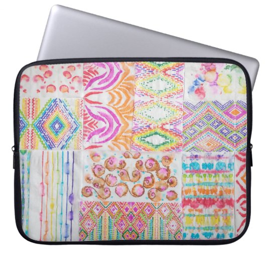 Abstraktes Patchwork, Aquarellmuster gefärbte Kraw Laptopschutzhülle (Vorderseite)