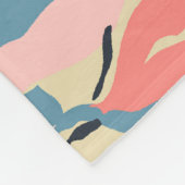 Abstraktes Patchwork: geometrische Blumencreme. Fleecedecke (Ecke)
