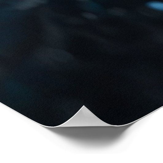 Abstraktes Regenplakat - Silberblauer Mauer Kunst Poster (Ecke)