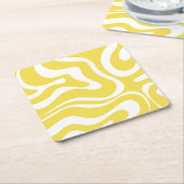 Abstraktes Retro-Flüssig-Muster in Gelb Rechteckiger Pappuntersetzer (angewinkelt)