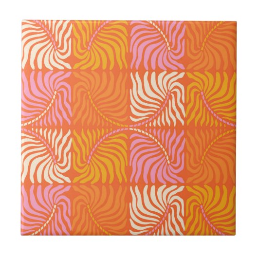 Abstraktes Retro Groovy Muster Gelb Orange Pink Fliese (Vorderseite)