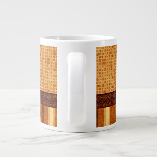 Abstraktes Retro Monogramm-bernsteinfarbiges Jumbo-Tasse (Rückseite)