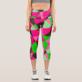 Abstraktes rosa und grünes Muster Capri Leggings (Vorderseite)