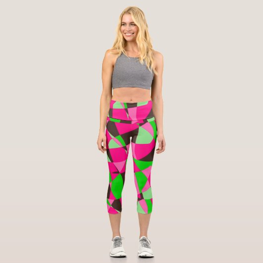 Abstraktes rosa und grünes Muster Capri Leggings (Vorderseite)