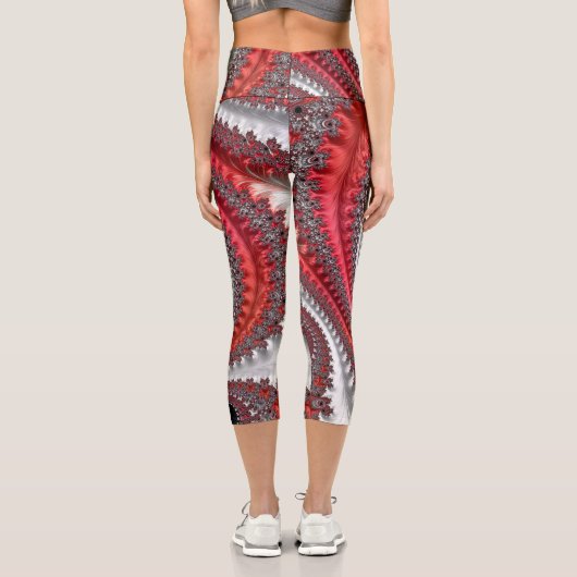 Abstraktes Rotes Gradient Spiral Fraktal Capri Leggings (Rückseite)