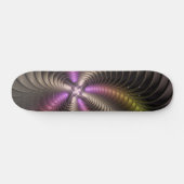 Abstraktes schlankes, buntes 3D-Fraktal Skateboard (Horizontal)