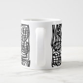 Abstraktes Schwarz-Weiß-Linienmuster Jumbo-Tasse (Rückseite)