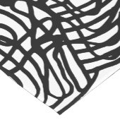 Abstraktes Schwarz-Weiß-Linienmuster Kurzer Tischläufer (Ecke)