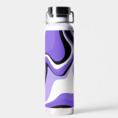 Abstraktes Schwarzes und Lila Fluid Trinkflasche (Rückseite)