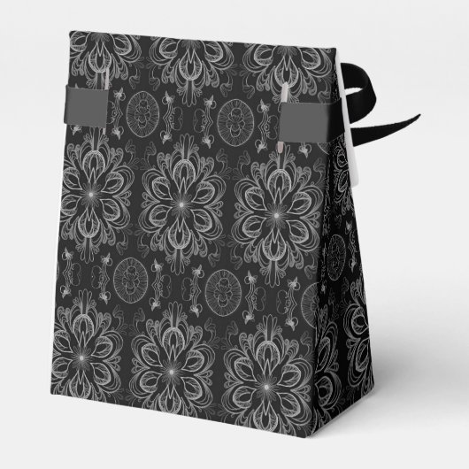 Abstraktes schwarzes und silberes Zelt Geschenkschachtel (Rückseite)