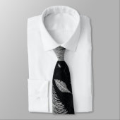 Abstraktes Silber auf schwarzem Federmuster Krawatte (Gebunden)