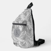 Abstraktes Silver Marble Wirbel Fun Monogramm Crossbody Bag (Rechte Ecke)